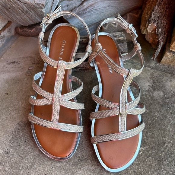 Gianni Bini strappy silver & tan sandals Sz-7.5M. C main image 6